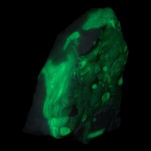 Art Glass Cullet Natural‎ Sculpture Multitone Glowing Uranium Slag #4GX20